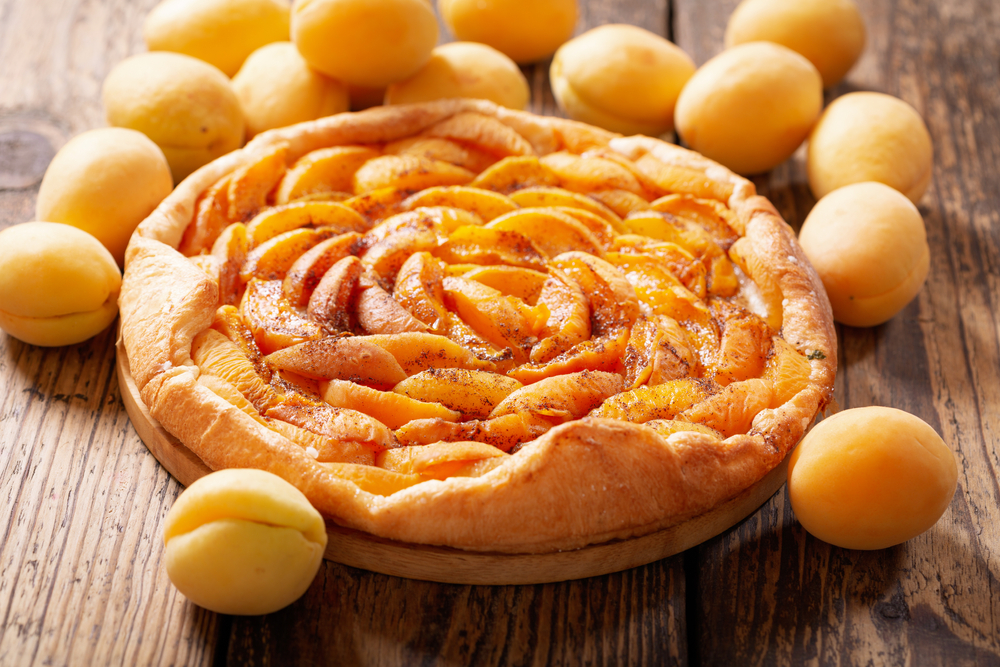 Crostata di albicocche e crema frangipane
