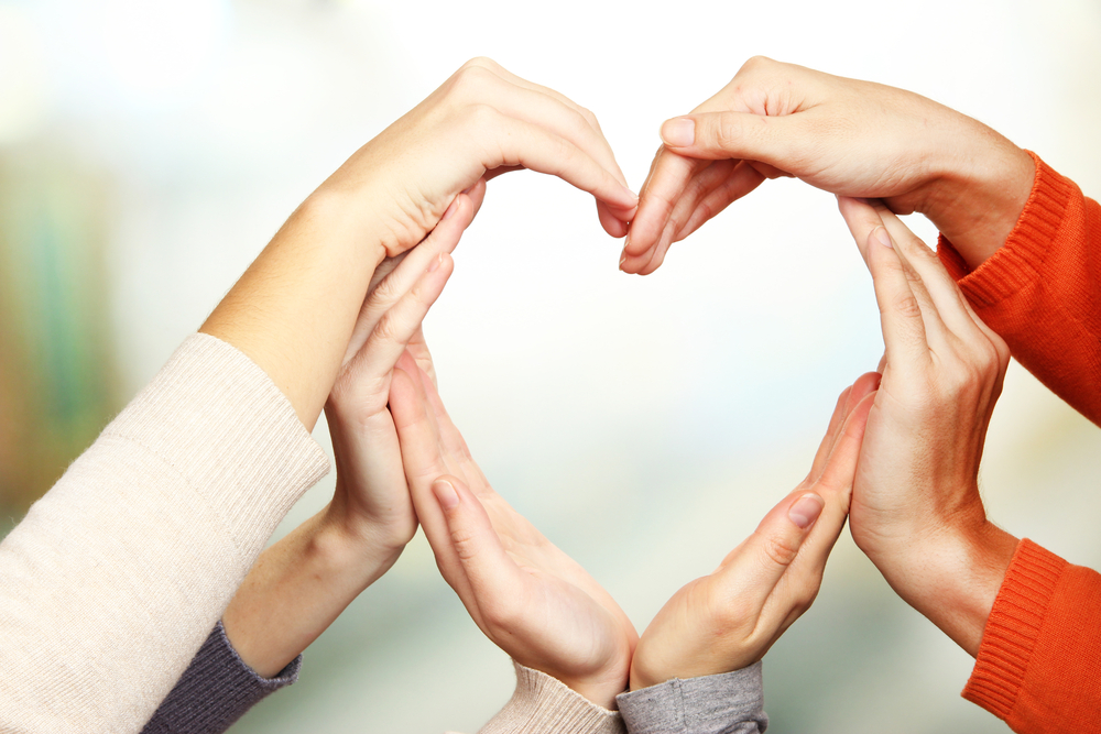 Come coltivare l'amicizia: 5 cose da fare nel tempo