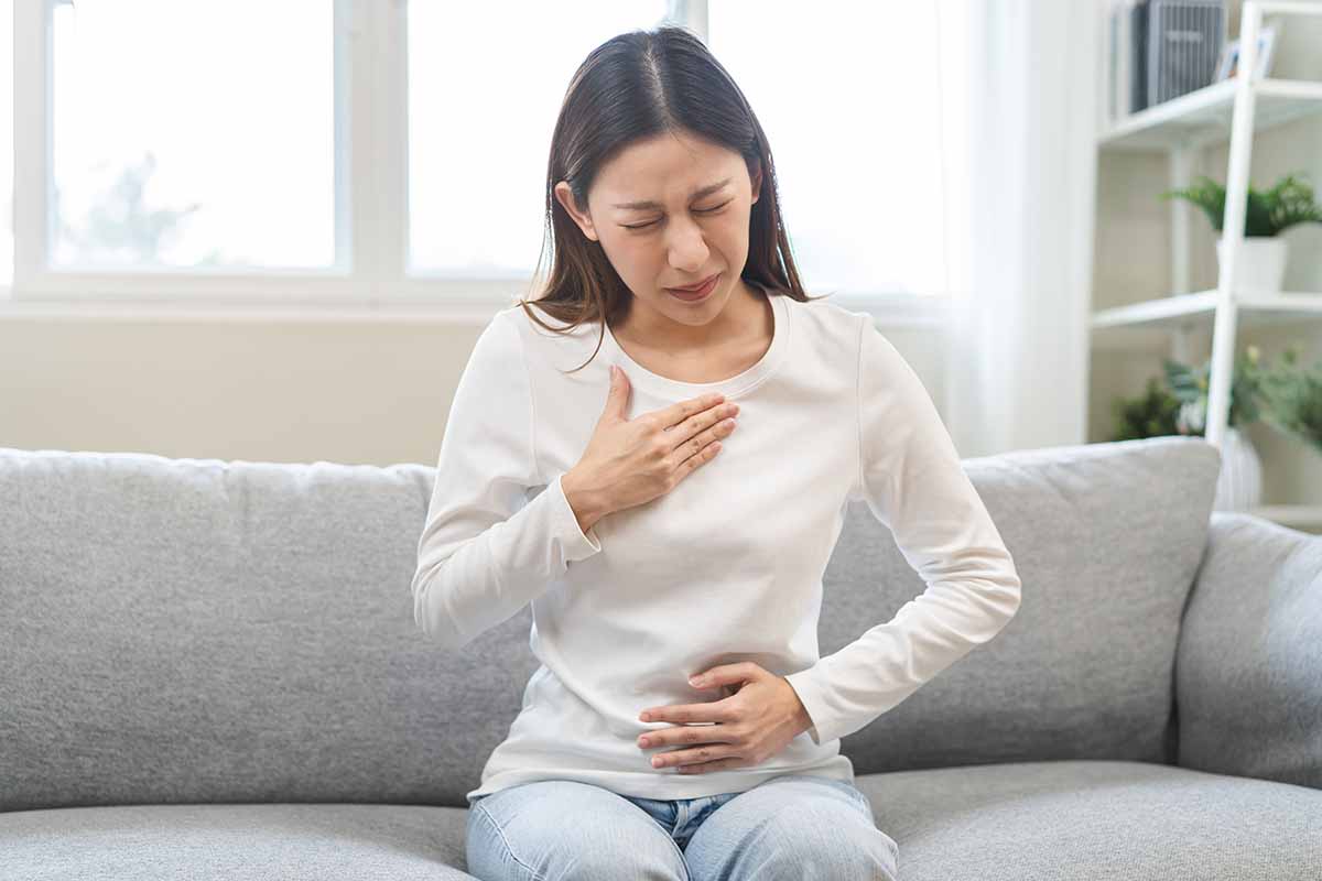 Acidità di stomaco, le possibili cause
