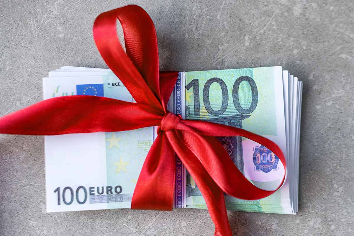 Bonus Natale 2024: a chi spetta?