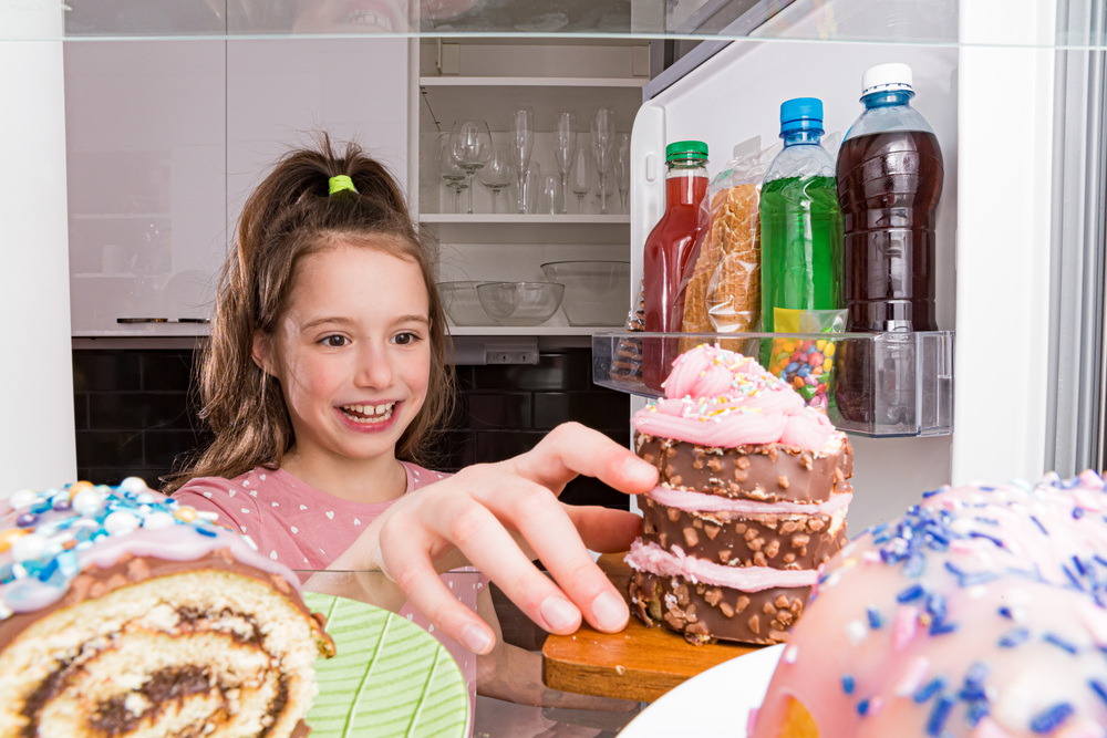 Decorare l’interno del frigorifero: il nuovo trend social